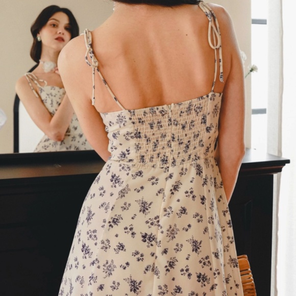 NWT Rosie Posie Floral Mini Dress with Tie Shoulder Straps - Picture 3 of 3